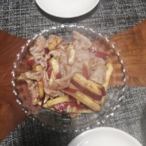 サツマイモと豚肉の炒め物